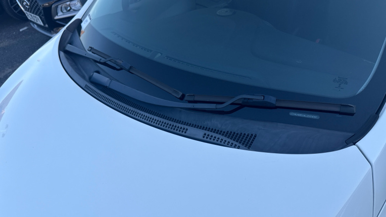 Hyundai i10 1.0 SE 5dr Petrol Hatchback